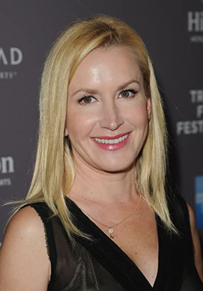 Angela Kinsey