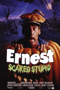 دانلود فیلم Ernest Scared Stupid 1991371433-1268234779